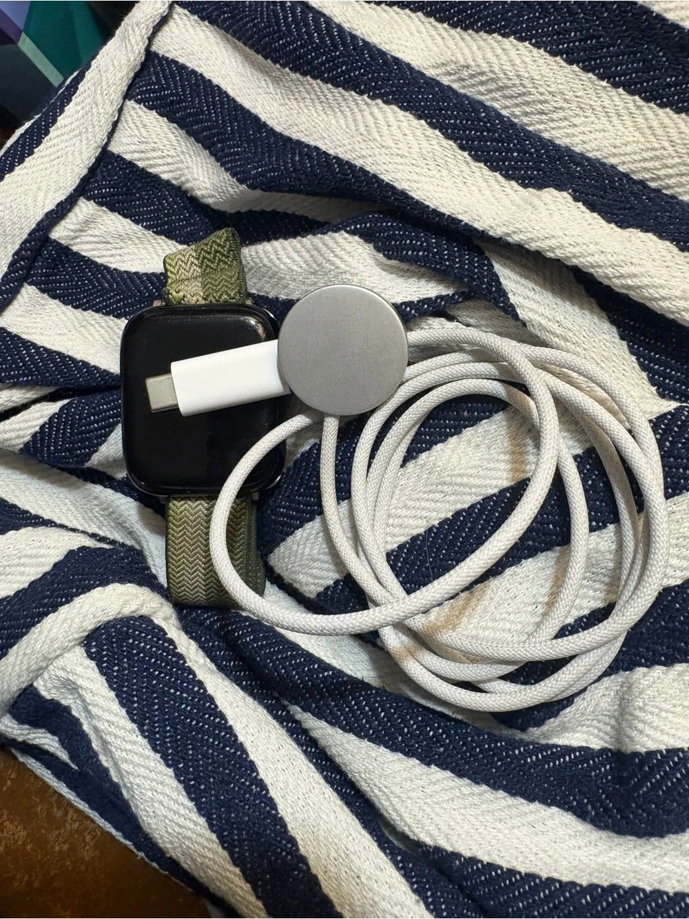 AppleWatch Series 9, NEW CONDITION with Olive Green Woven Band